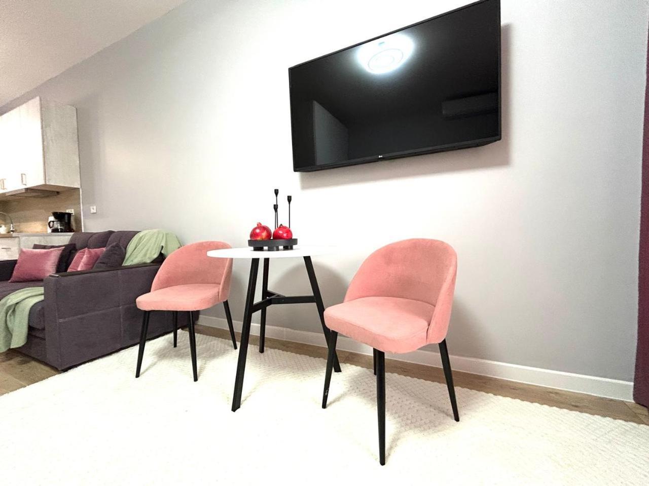 Apartment жк Meridian из 8 рядом с арбатом Almaty