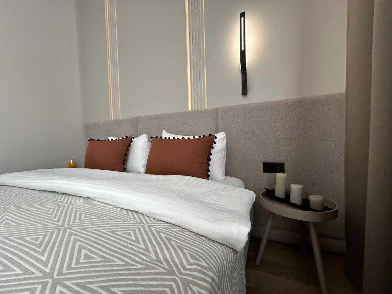 жк Meridian из 8 рядом с арбатом Apartment Almaty